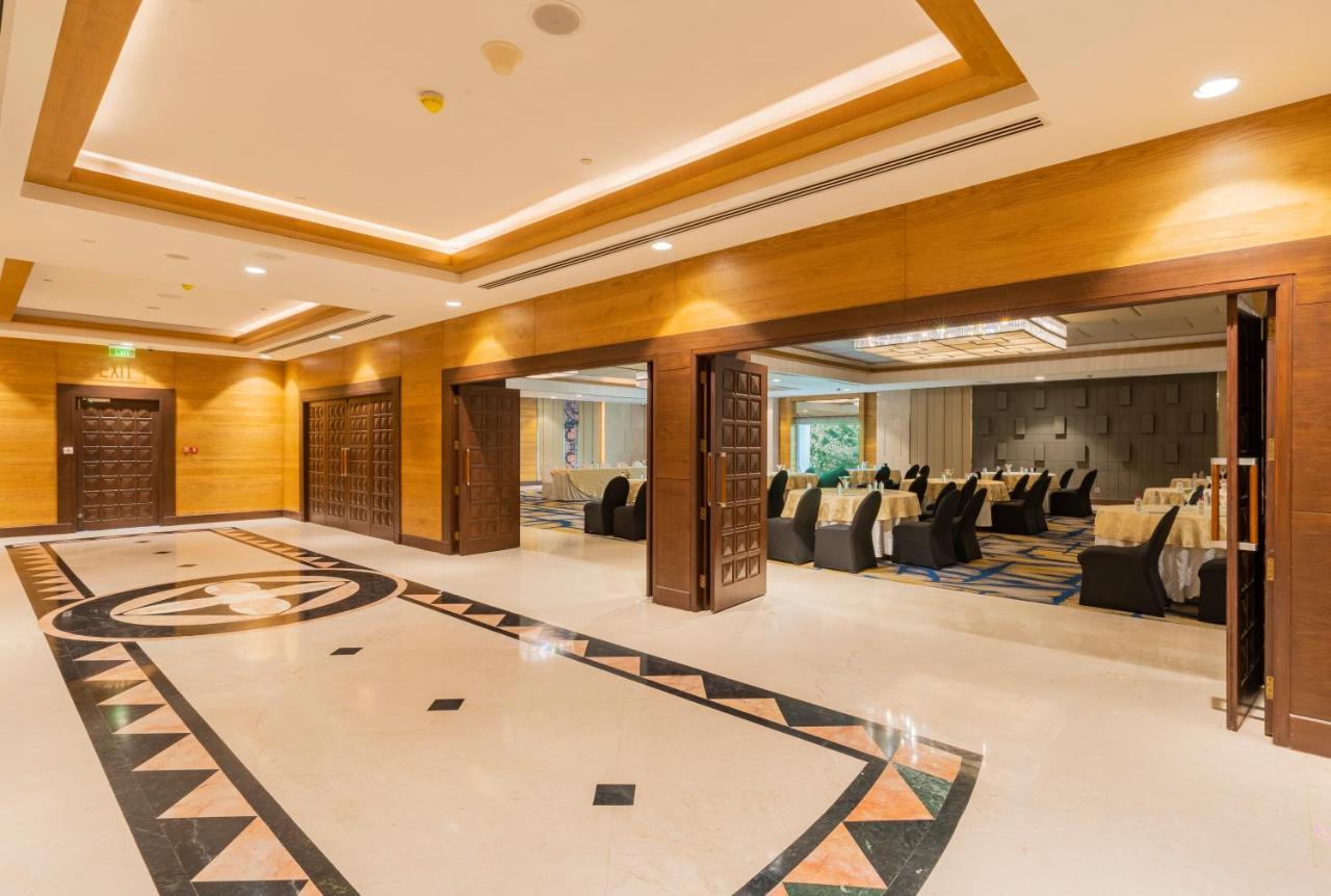 Agra Mg Road An Ihg Hotel Agra (Uttar Pradesh)